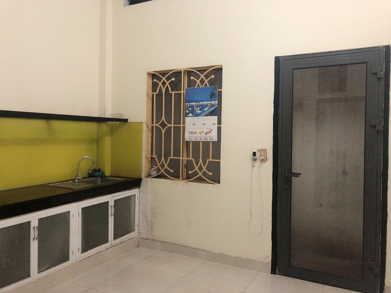 Cho thuê nhà mặt tiền Huỳnh Khương Ninh, p đakao Quận 1.